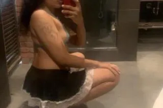 💦😍YOUNG FRESH PUERTO RICAN PUS... - Image 2