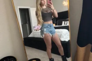 back in town and available 😋 - Image 9