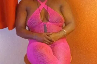 BLACK $ BEAUTIFUL - 37 - Image 1