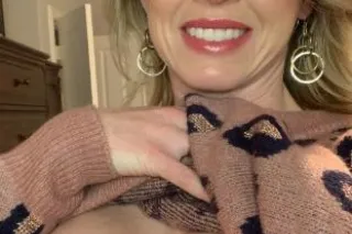 😘Serious people text me only t... - Image 4