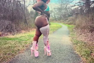 chocolate baddie, with friends... - Image 4