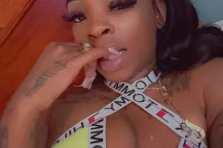 COME SEE ME🥰😘 YOUR FAVORITE Cumm QUeen - Image 6