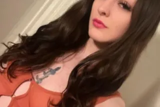 Petite Tattooed Natural Beauty - Image 5