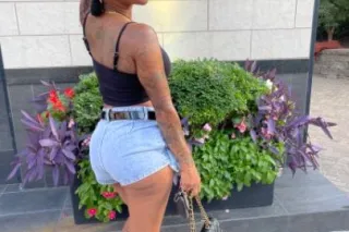 HELLO I AM MZ DEE 2 U ! A Real... - Image 4