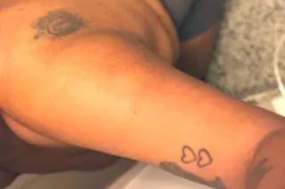 🥰😘 CARPLAY ❤facetime shows 50😌... - Image 1