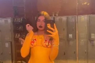 come get spoiled buy a petite ... - Image 3