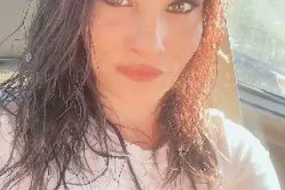 ITS UR GURL LUCKY CHARM YOU KN... - Image 2