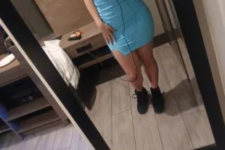 INCALLS BABY📲⭐🎀🫶UPSCALE BRUNET... - Image 2