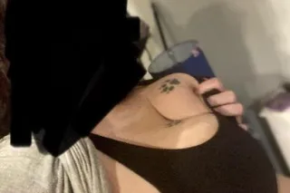 thic big titi bitch who can su... - Image 1