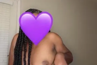 koakoa 🍫💜 - 24 - Image 1