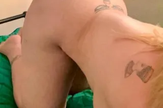 complaciente chica latina hot bombon - Image 7