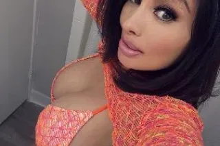 Sexy Nicky - Image 5