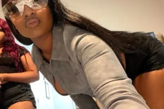 Pretty , Slim & Brownskin - 22 - Image 4