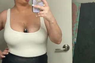 Quinn Waters adult star - Image 2