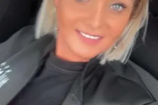 Sexy Snowbunny - 30 - Image 4