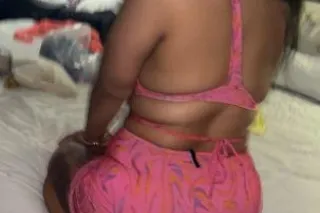 Yes i am available 😊 - 25 - Image 4