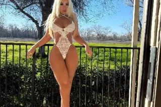 hola sexy colombiaba booty🔥🫦🍑🍒 - Image 1