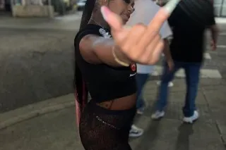 🤩NEW TO TOWN🤩🥰HIT ME UP TO HAV... - Image 3