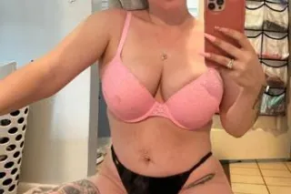 Please serious inquiries only💞Enjoy Sex Apartment/Hotel And Video Sell & FaceTime Available 24/7 ☎ Telegram: @Loura098 ☎ Text me 58 57 35 41 75 - Image 6