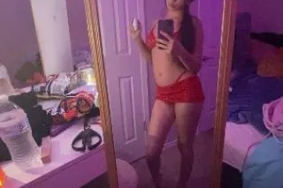 I can show ya why they loveeee me💦 - Image 5