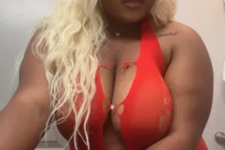 SEXY CARAMEL 🫦 😍✨2 GIRLS ARE B... - Image 3