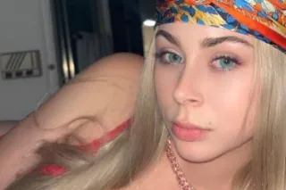 CAPTIVATING 🤩 PETITE 🧚🏻♀ BLONDE BOMBSHELL🥇UPSCALE & UNFORGETTABLE - Image 9