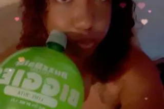 Shes So Lucky - Image 10