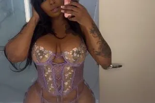 💜 gorgeous ebony companion 💜 -... - Image 2