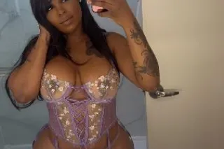 💜 gorgeous ebony companion 💜 -... - Image 1