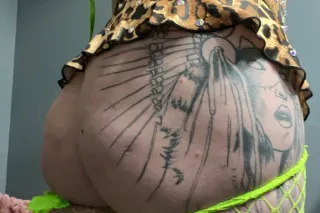 💦Dripping Wet Big Booty Humpda... - Image 4