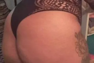 ✨️✨️PLAYING WITH THIS FAT PUSS... - Image 3