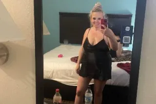 I SEE WOMEN, MEN, COUPLES . FE... - Image 1