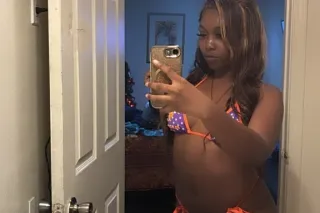 Your Fav Kind Of Chocolate 🍫💦 ... - Image 4