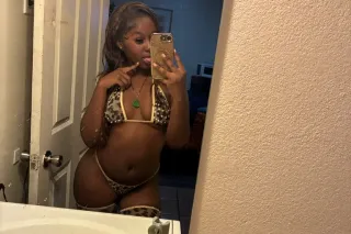 Your Fav Kind Of Chocolate 🍫💦 $100 hhr special ‼ - Image 9