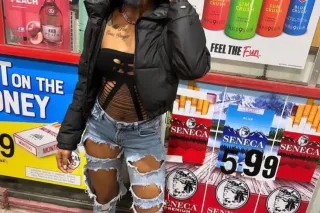 PRETTY FACE🥰 PRETTY😻 CUM UNWIN... - Image 4