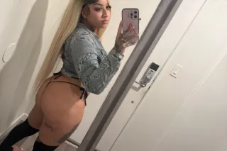 the wettest 😘💦💦 - 24 - Image 1