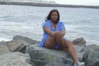 😘😘 I WANT TO SUCK YOU DRY RIGH... - Image 2