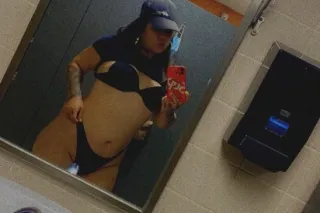 MILF Waiting to be.... - Image 8