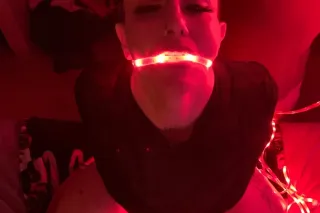 HAPPY HUMPDAY$! CUM SEE ME OR ... - Image 4