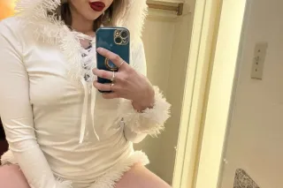 😍🥨 Hey!! I'm Mimi. The TINIEST... - Image 4