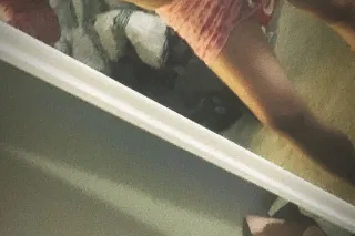 independent, clean, high class... - Image 3