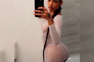 LEAVING TOWN 👅 - 21 - Image 4