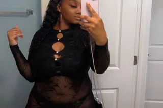 pretty brown skin baddie i do dates and ft sessions - Image 6