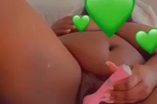 IG @demi.da.rose - 26 - Image 1