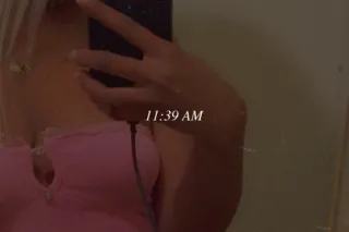 HERE FOR A FEW DAYS LETS FUCK ... - Image 1