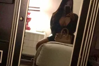 ✅ Your IT Girl ✅ - Image 2