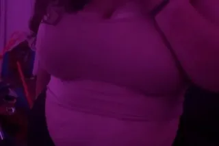 4'11 Chunky Latina - 22 - Image 2