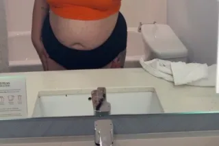 4'11 Chunky Latina - Image 8