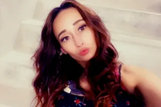 BEAUTIFUL GERMAN REDHEAD AVAIL... - Image 4