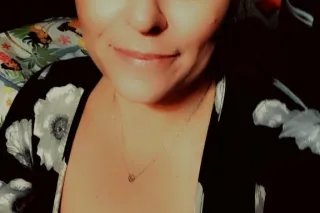 thick 🍑 N juicy 💦 Pixar Mom-bod freak - Image 6